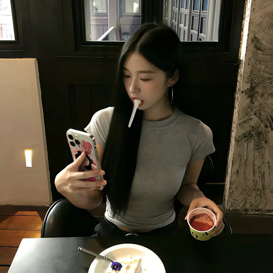 大老千与小妖精